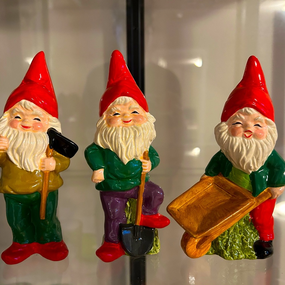 6.5” happy little gnomes